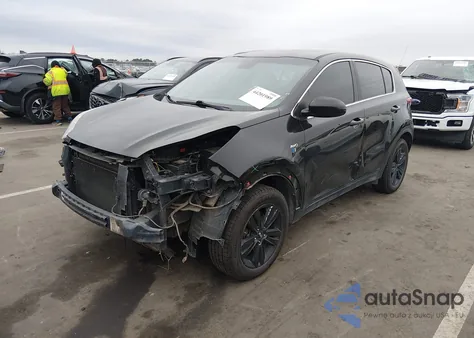 2019 Kia Sportage Lx z USA, uszkodzony, nr VIN KNDPMCAC3K7612006